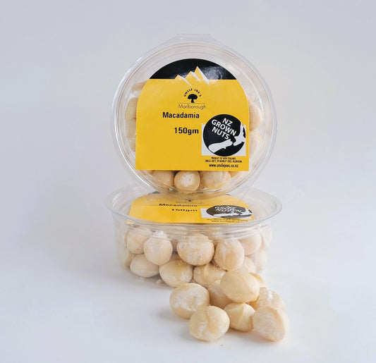 Macadamia kernels 150gm pottle